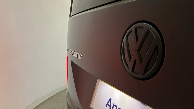 Volkswagen Transporter T32 Swb Diesel 2.0 BiTDI 204 Highline Kombi Van DSG